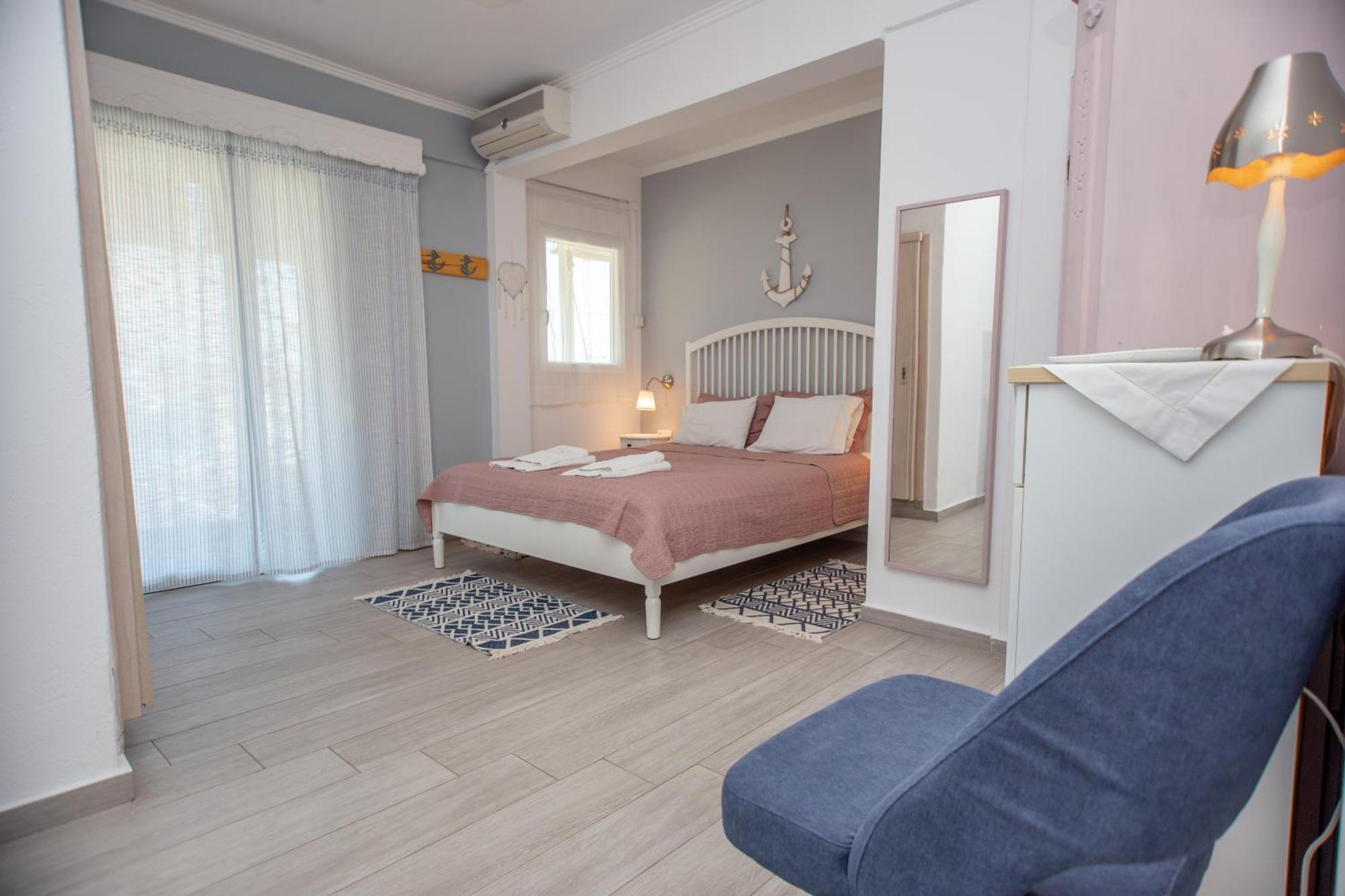 T H E Berlin Studios And Suites Vrasná Eksteriør billede